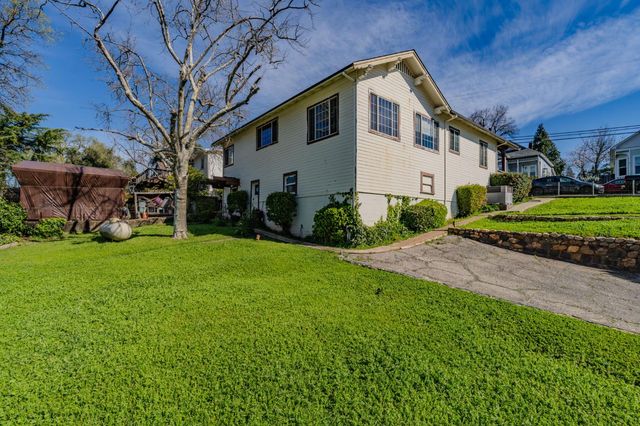 515 N Main St, Jackson, CA 95642