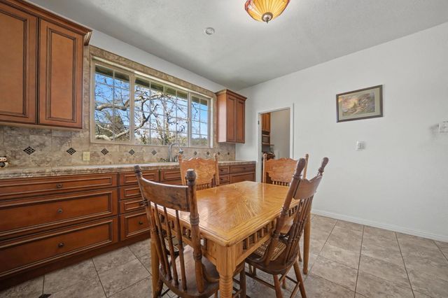 515 N Main St, Jackson, CA 95642