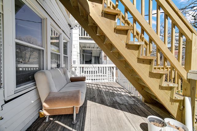 4437 N Drake Avenue 1, Chicago, IL 60625