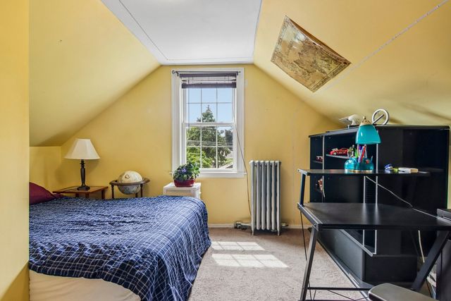 2842 N Mont Clare Avenue, Chicago, IL 60634