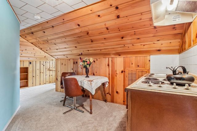 2842 N Mont Clare Avenue, Chicago, IL 60634