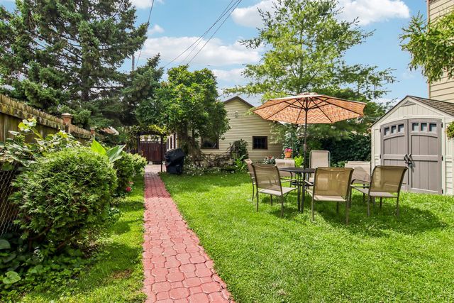 2842 N Mont Clare Avenue, Chicago, IL 60634