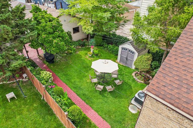 2842 N Mont Clare Avenue, Chicago, IL 60634