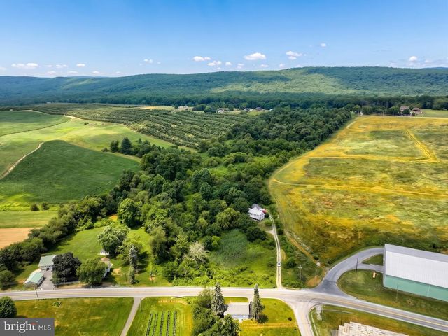 1500 GABLERS RD, Gardners, PA 17324