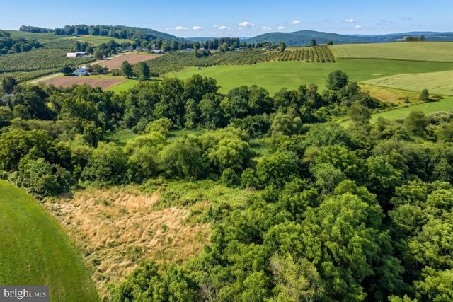 1500 GABLERS RD, Gardners, PA 17324