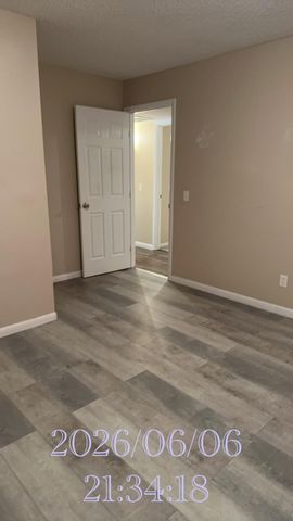 7031 W Lone Oak Street, Springfield, MO 65803
