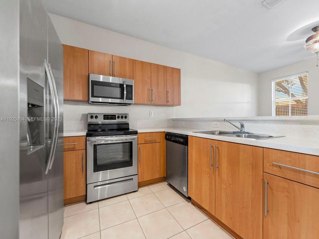 2512 SE 15th Ct, Homestead, FL 33035