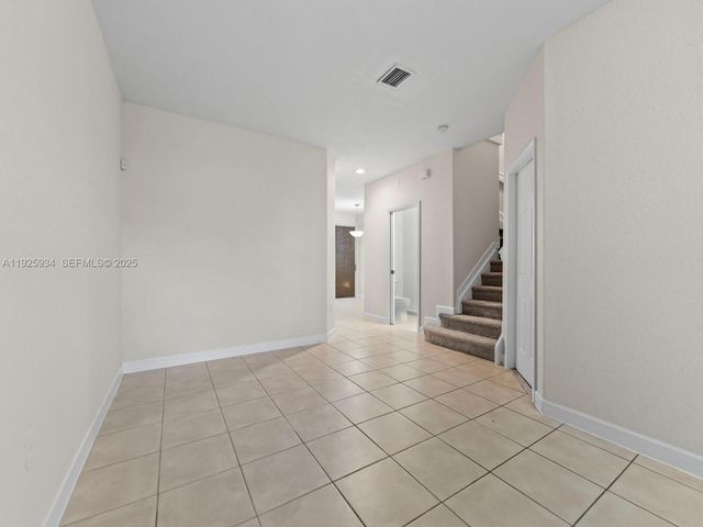 2512 SE 15th Ct, Homestead, FL 33035