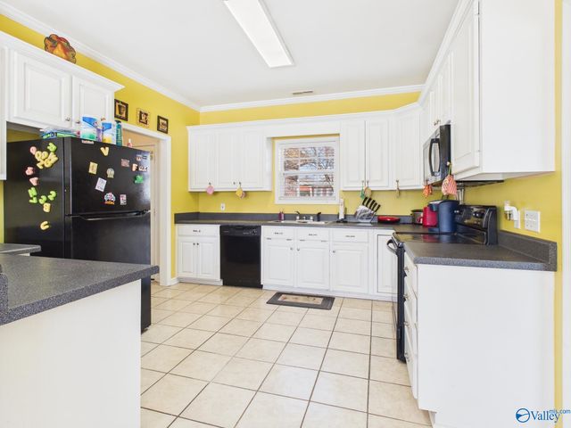 10 Sonya Lane, Florence, AL 35633