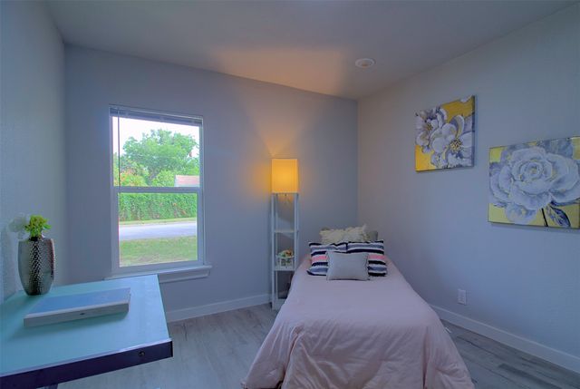 7325 Aberdeen Drive, Fort Worth, TX 76116