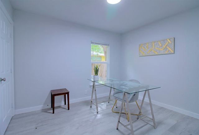 7325 Aberdeen Drive, Fort Worth, TX 76116