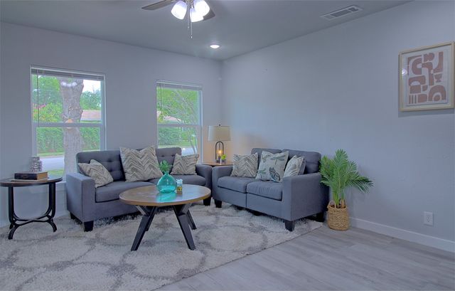 7325 Aberdeen Drive, Fort Worth, TX 76116