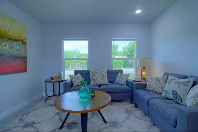 7325 Aberdeen Drive, Fort Worth, TX 76116
