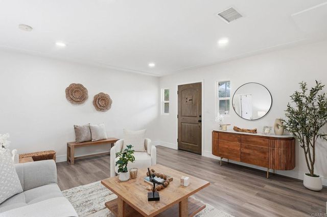 4878 Alfred Ave, San Diego, CA 92120