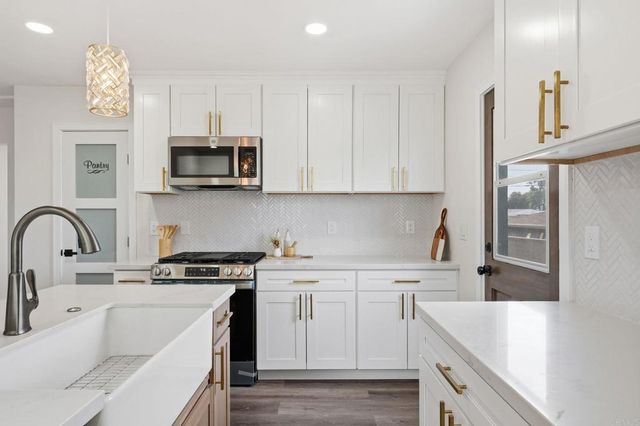 4878 Alfred Ave, San Diego, CA 92120