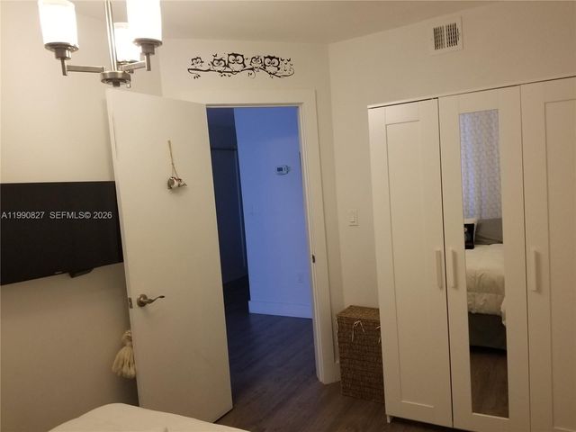 1075 93rd St 206, Bay Harbor Islands, FL 33154