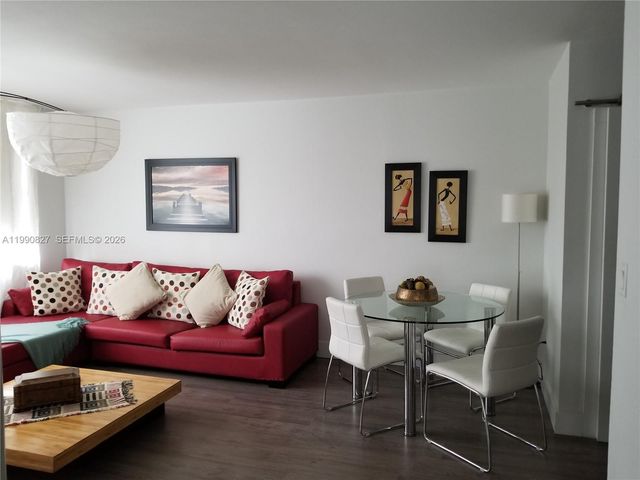 1075 93rd St 206, Bay Harbor Islands, FL 33154