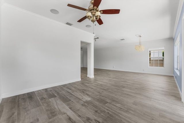 8934 Emerson Avenue, Surfside, FL 33154