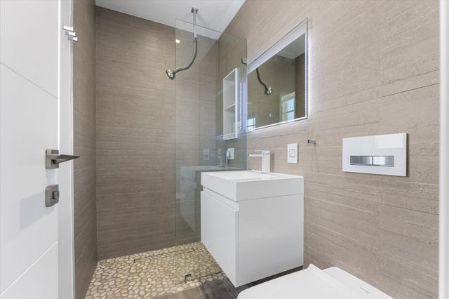 8934 Emerson Avenue, Surfside, FL 33154