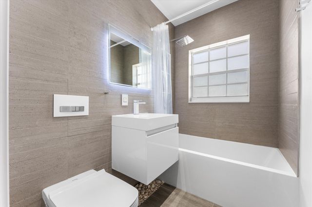 8934 Emerson Avenue, Surfside, FL 33154