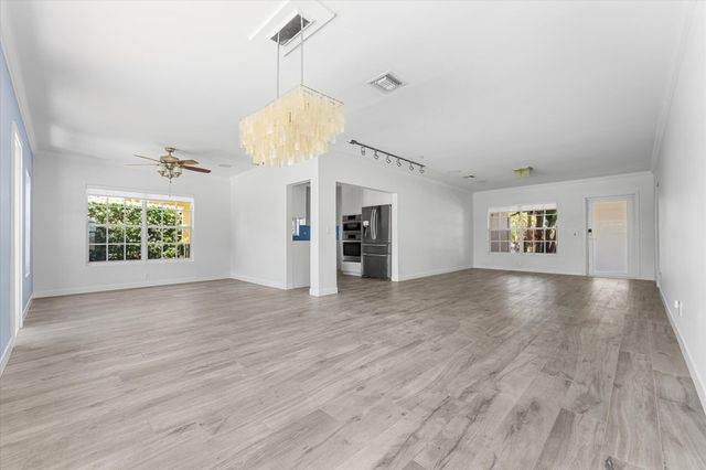 8934 Emerson Avenue, Surfside, FL 33154