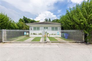 523 NE 68th St 1, Miami, FL 33138
