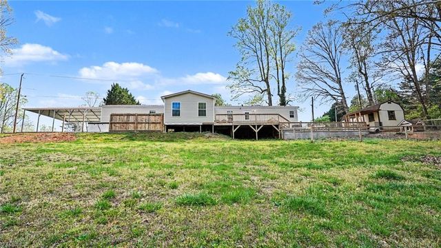 9295 Benefit Church Road, Kernersville, NC 27284