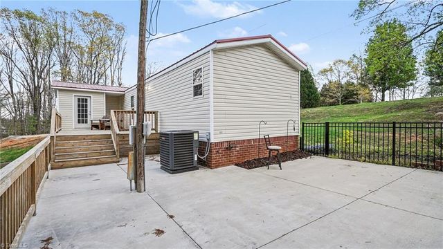 9295 Benefit Church Road, Kernersville, NC 27284