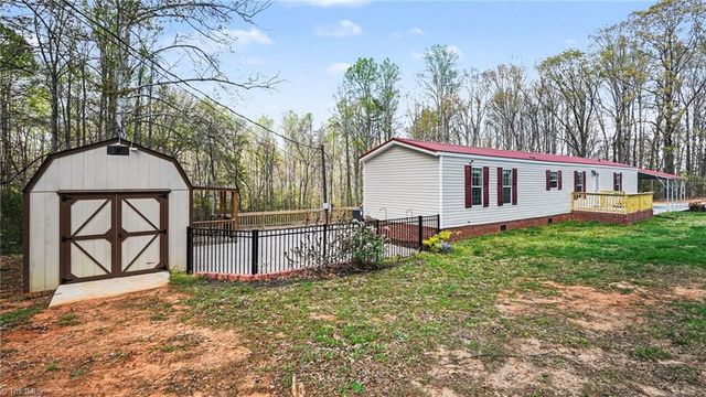 9295 Benefit Church Road, Kernersville, NC 27284