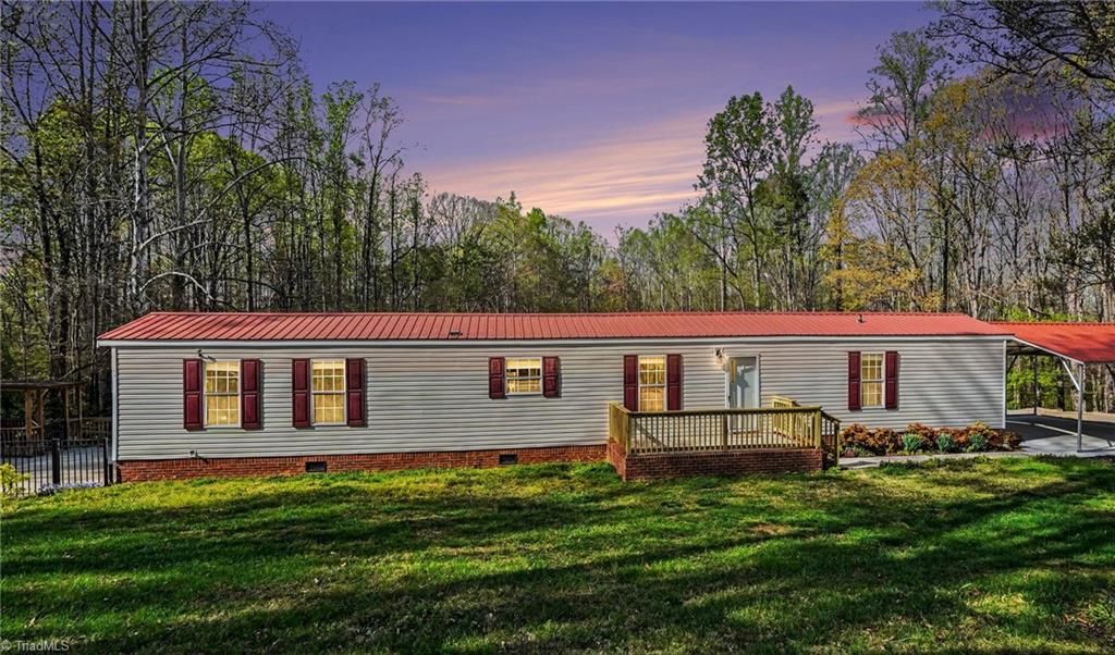9295 Benefit Church Road, Kernersville, NC 27284