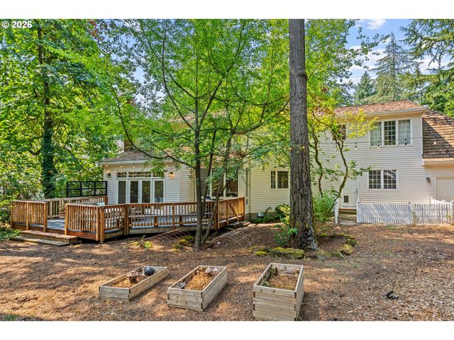 16193 MATTHEW Ct, Lake Oswego, OR 97034