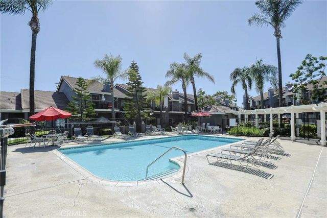 776 E San Bernardino 7, Covina, CA 91723