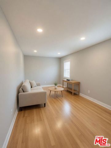 438 W Plymouth Street, Inglewood, CA 90302