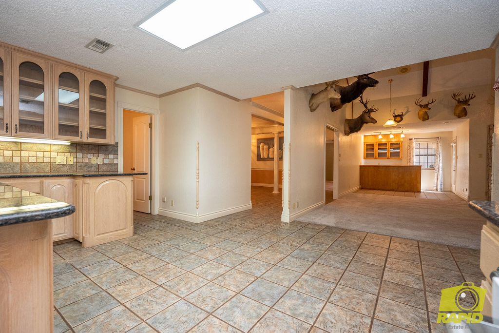 Image 24 of property listing at 6408 Shady Oaks Drive, San Angelo, TX 76904