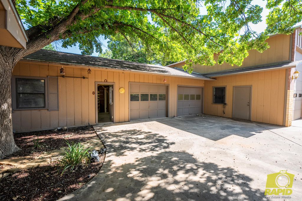 Image 47 of property listing at 6408 Shady Oaks Drive, San Angelo, TX 76904