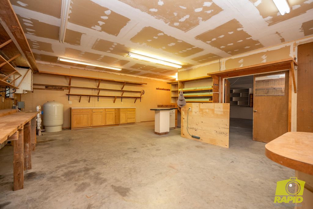 Image 50 of property listing at 6408 Shady Oaks Drive, San Angelo, TX 76904
