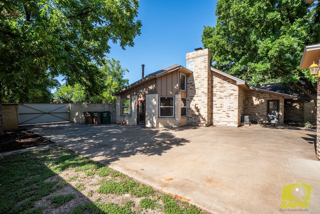 Image 56 of property listing at 6408 Shady Oaks Drive, San Angelo, TX 76904