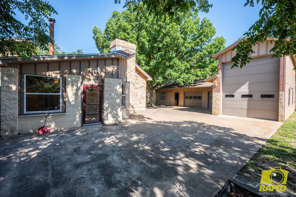 Image 57 of property listing at 6408 Shady Oaks Drive, San Angelo, TX 76904