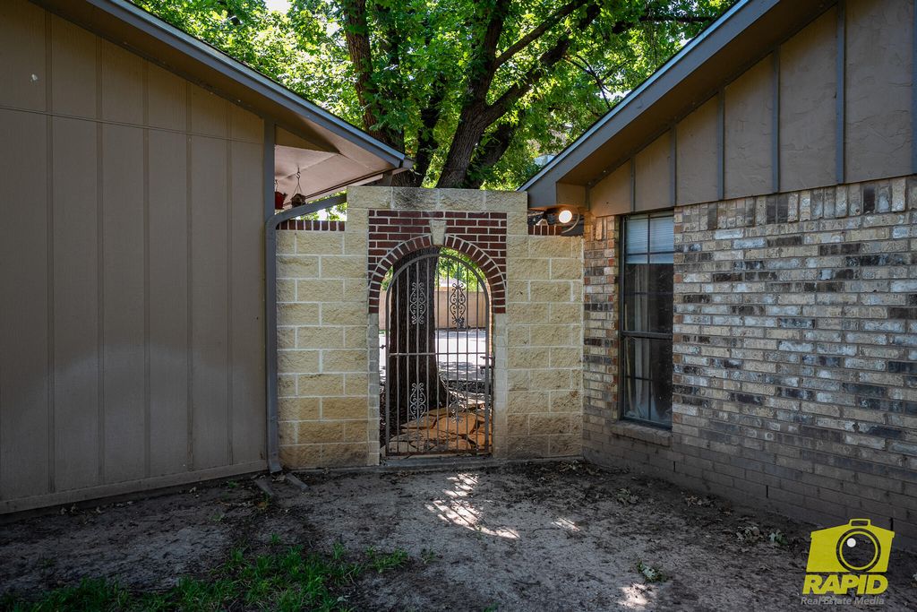 Image 60 of property listing at 6408 Shady Oaks Drive, San Angelo, TX 76904
