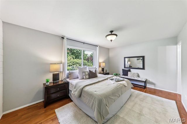 1142 Richland Drive, Chesterfield, MO 63017