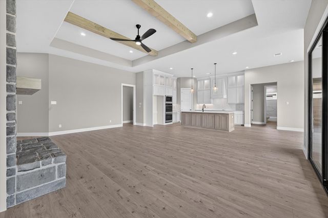 144 Chapowits, Godley, TX 76044