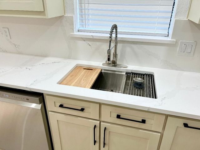 1028 Silverthorn Court, Mesquite, TX 75150