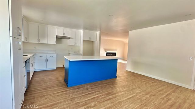 2512 Stanford, Los Angeles, CA 90011