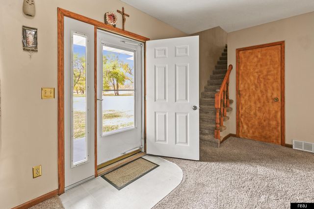 1763 County Road S, Ames, NE 68621