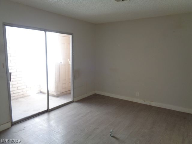 3016 Saint George Street F, North Las Vegas, NV 89030