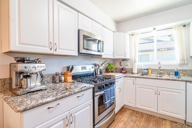 818 E Washington Avenue, Escondido, CA 92025