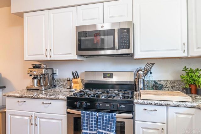 818 E Washington Avenue, Escondido, CA 92025