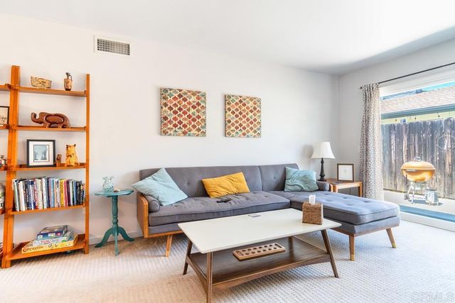 818 E Washington Avenue, Escondido, CA 92025