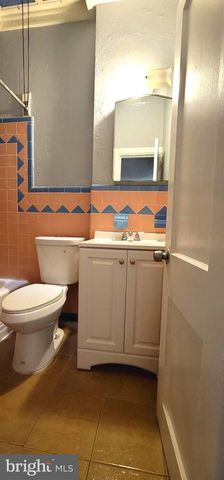 4922 N 8TH ST, Philadelphia, PA 19120