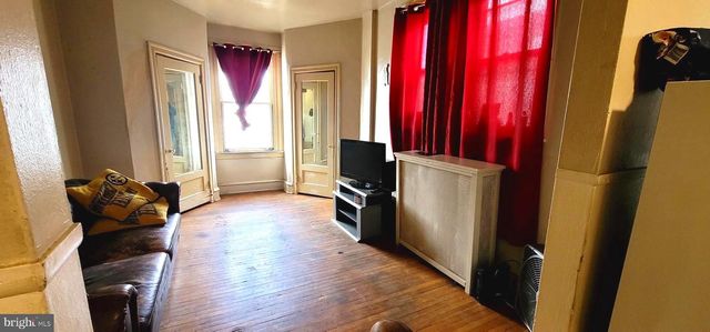 4922 N 8TH ST, Philadelphia, PA 19120